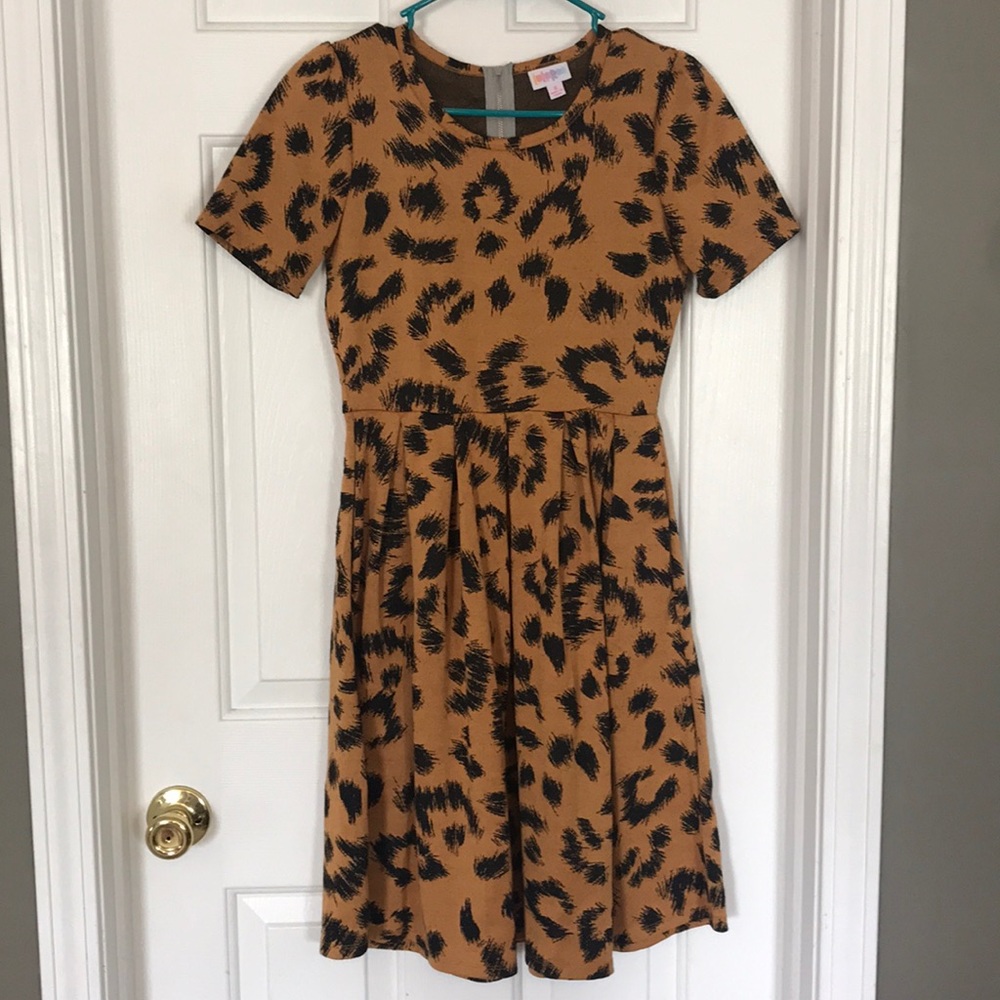 Leopard LuLaRoe Amelia dress